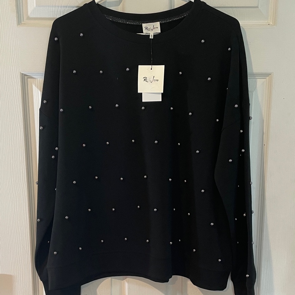 Remi James Size XL Black Sweater with Pearl Accents